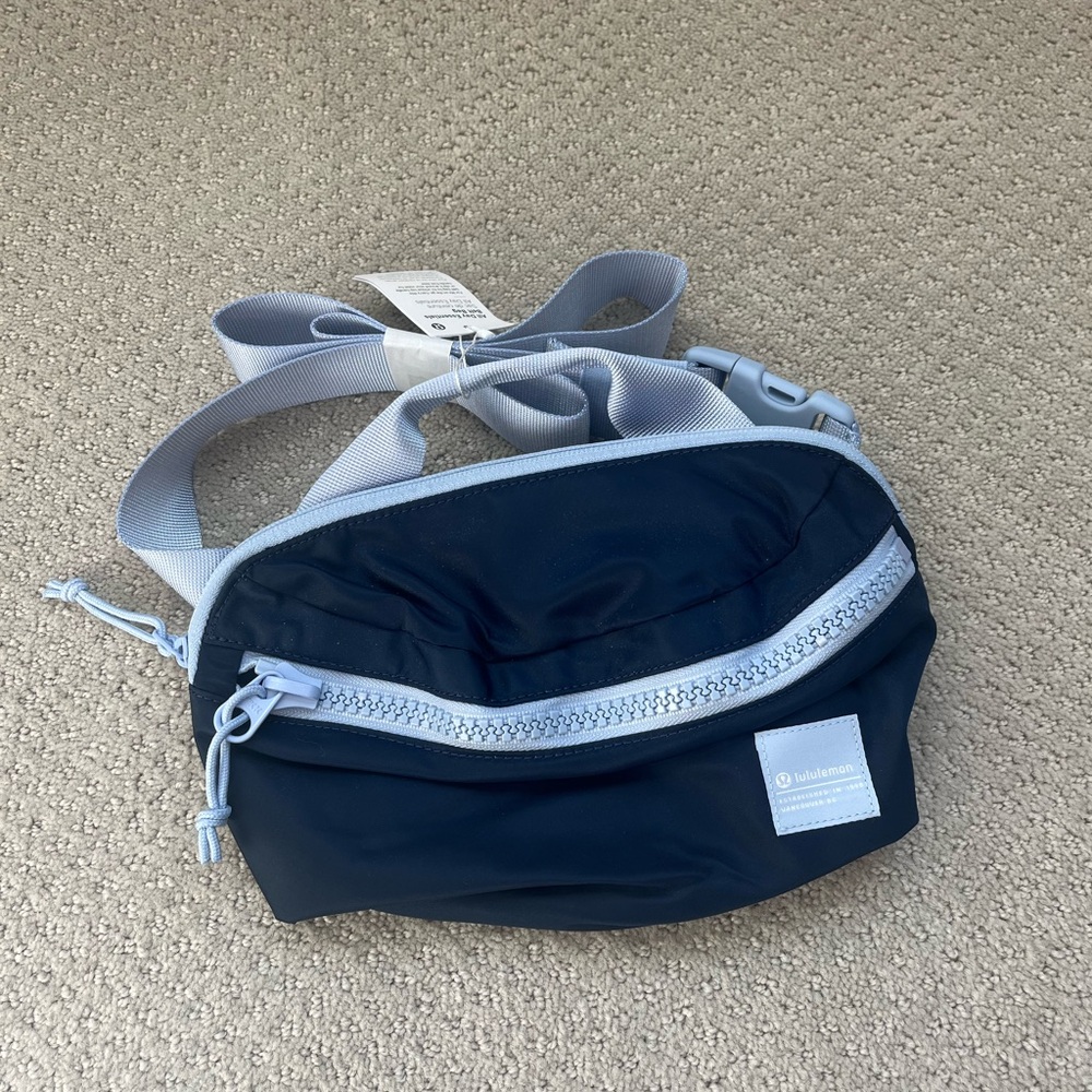 Lululemon Athletica Navy and light blue Bag